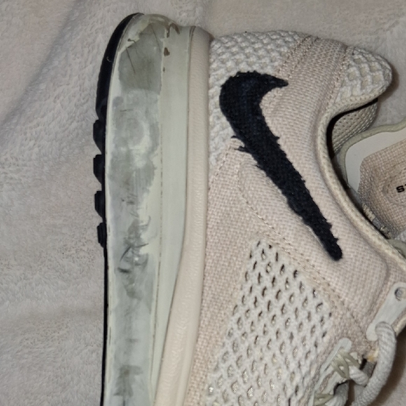 Nike Stussy Cream Mesh Running Shoes - Picture 6 of 9